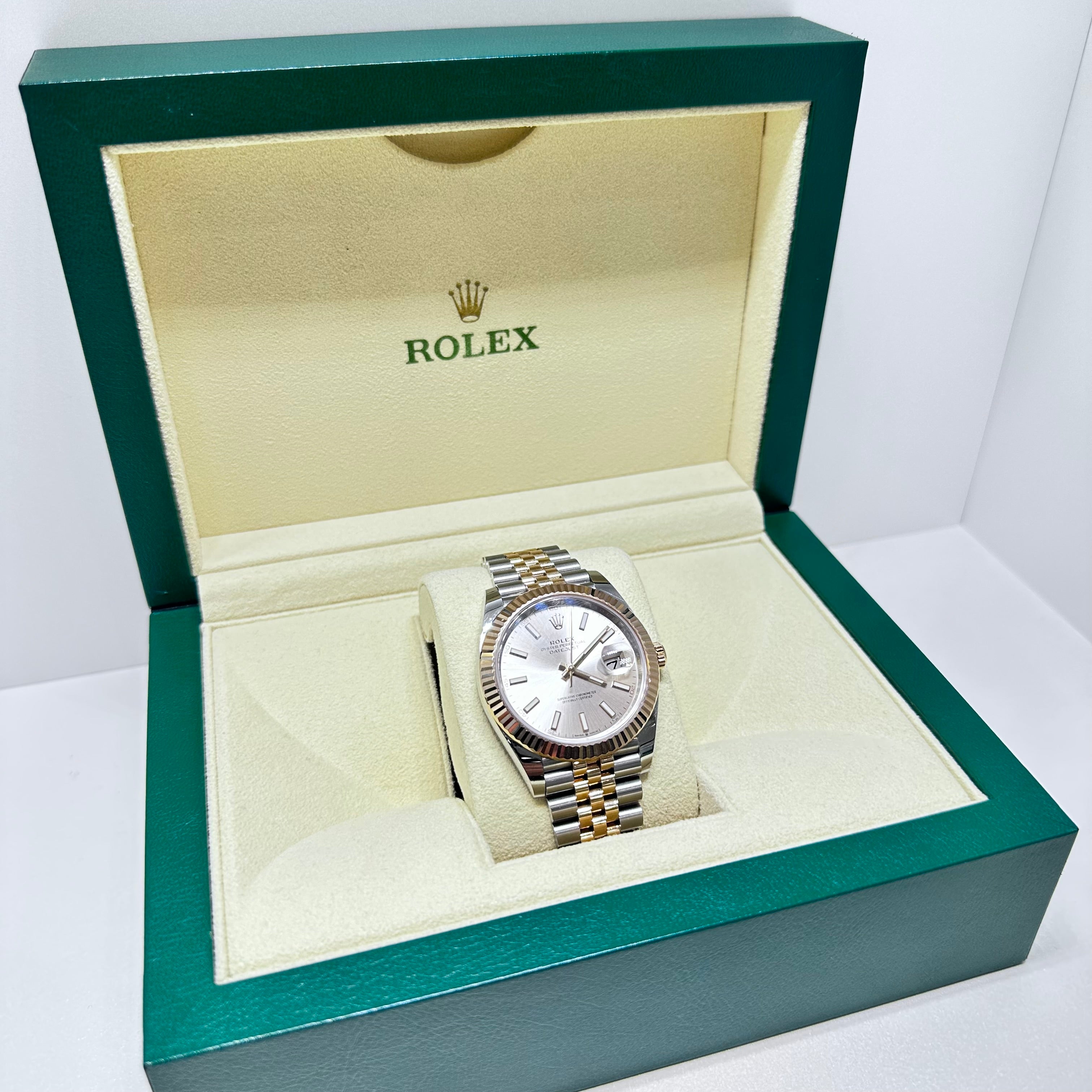Rolex Datejust / Ref.: 126331 / BJ: 2020