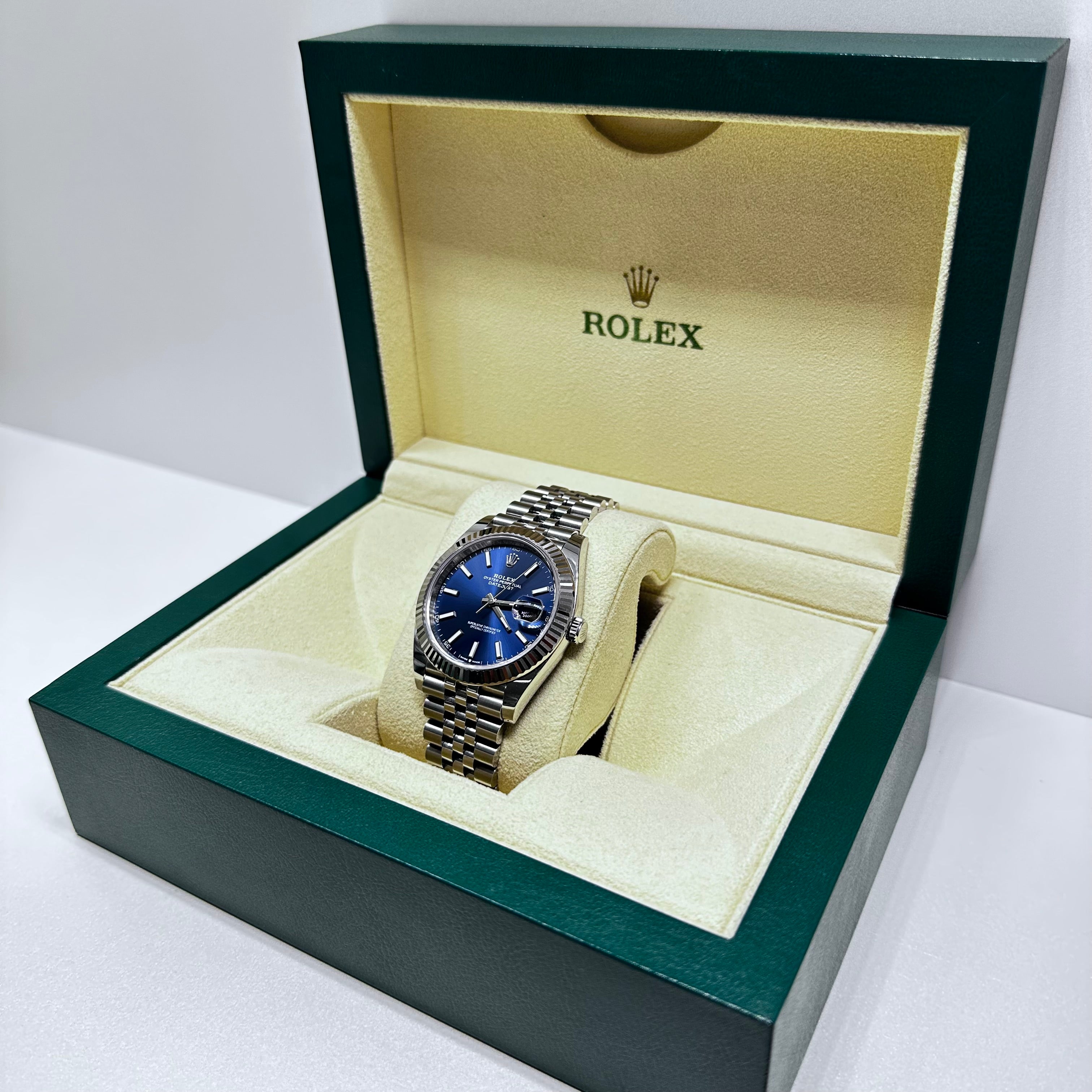 Rolex Datejust / Ref.: 126334 / BJ: 2022