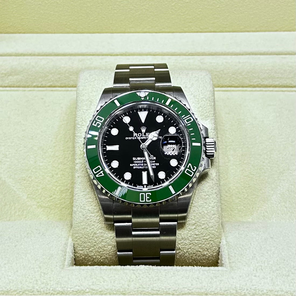 Rolex Submariner "Starbucks" / Ref.: 126610LV / BJ:2025