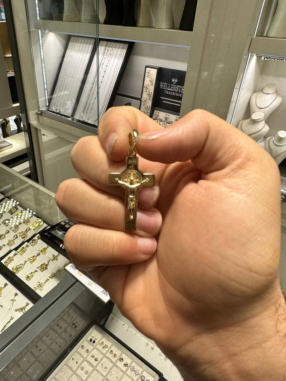 Goldkreuz 14 kt (585 Gold) - Juwelier BenjaminGoldkreuz 14 kt (585 Gold)