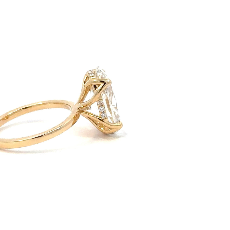 Oval Cut Diamantring 18kt (750 Gelbgold) - 5ct - Juwelier BenjaminOval Cut Diamantring 18kt (750 Gelbgold) - 5ct
