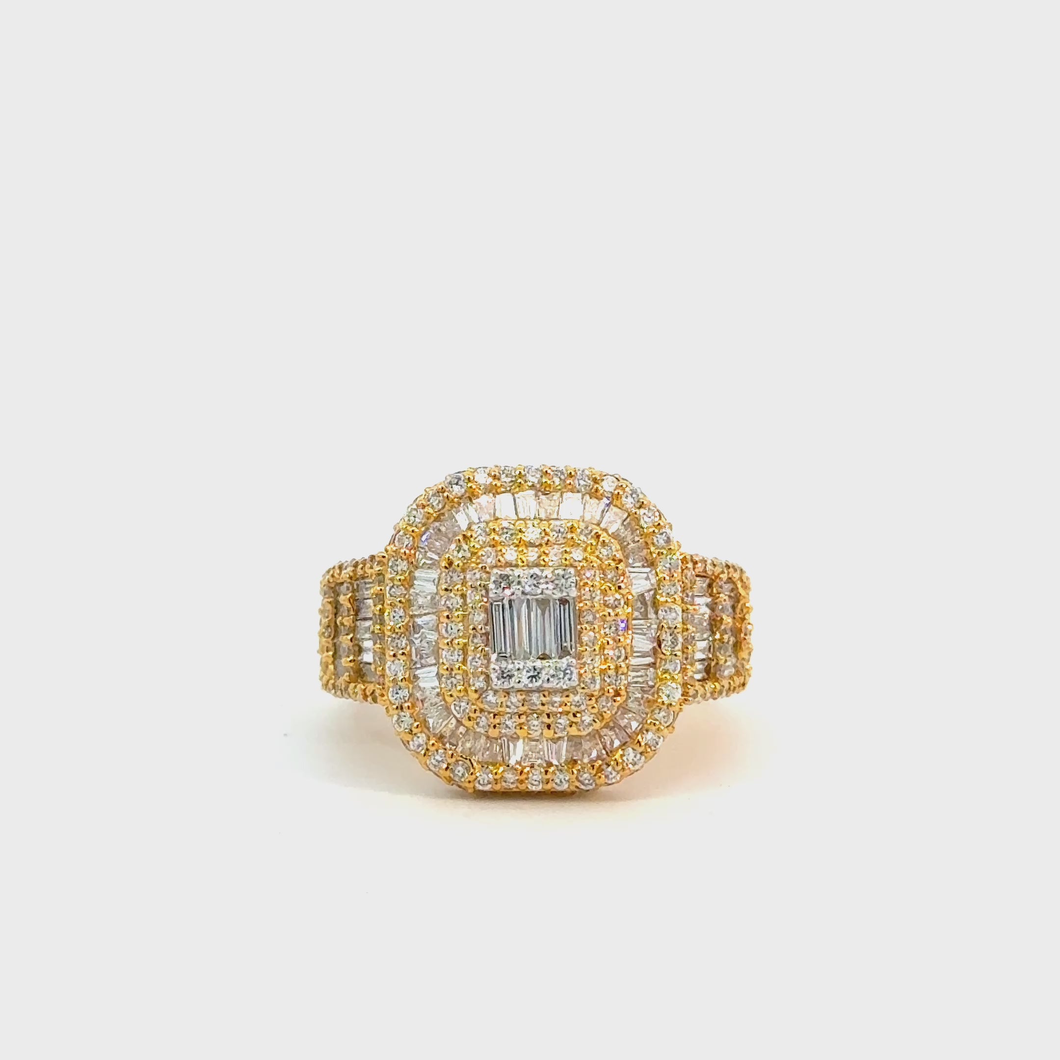 Majesty - Diamantring 18kt (750 Gold)