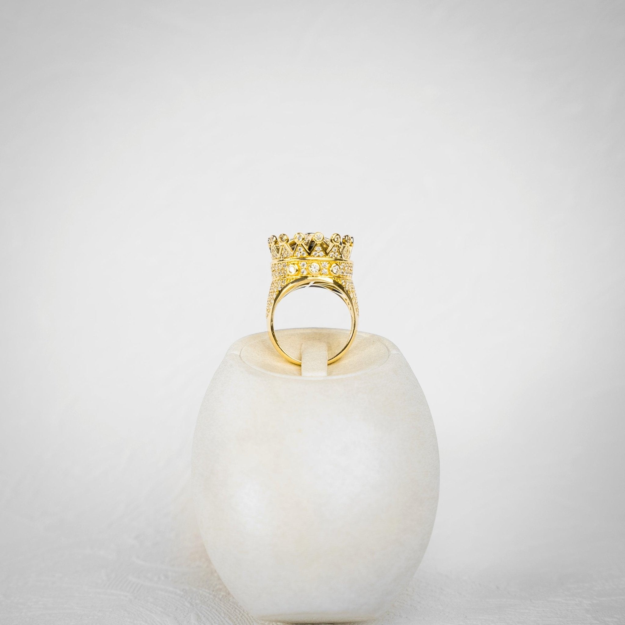 Kronenring - Juwelier BenjaminKronenringSchmuck